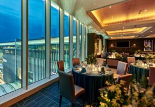 福岡ワイン会　ストリングス夜景